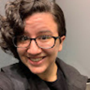 Meet your Posher, Alexis